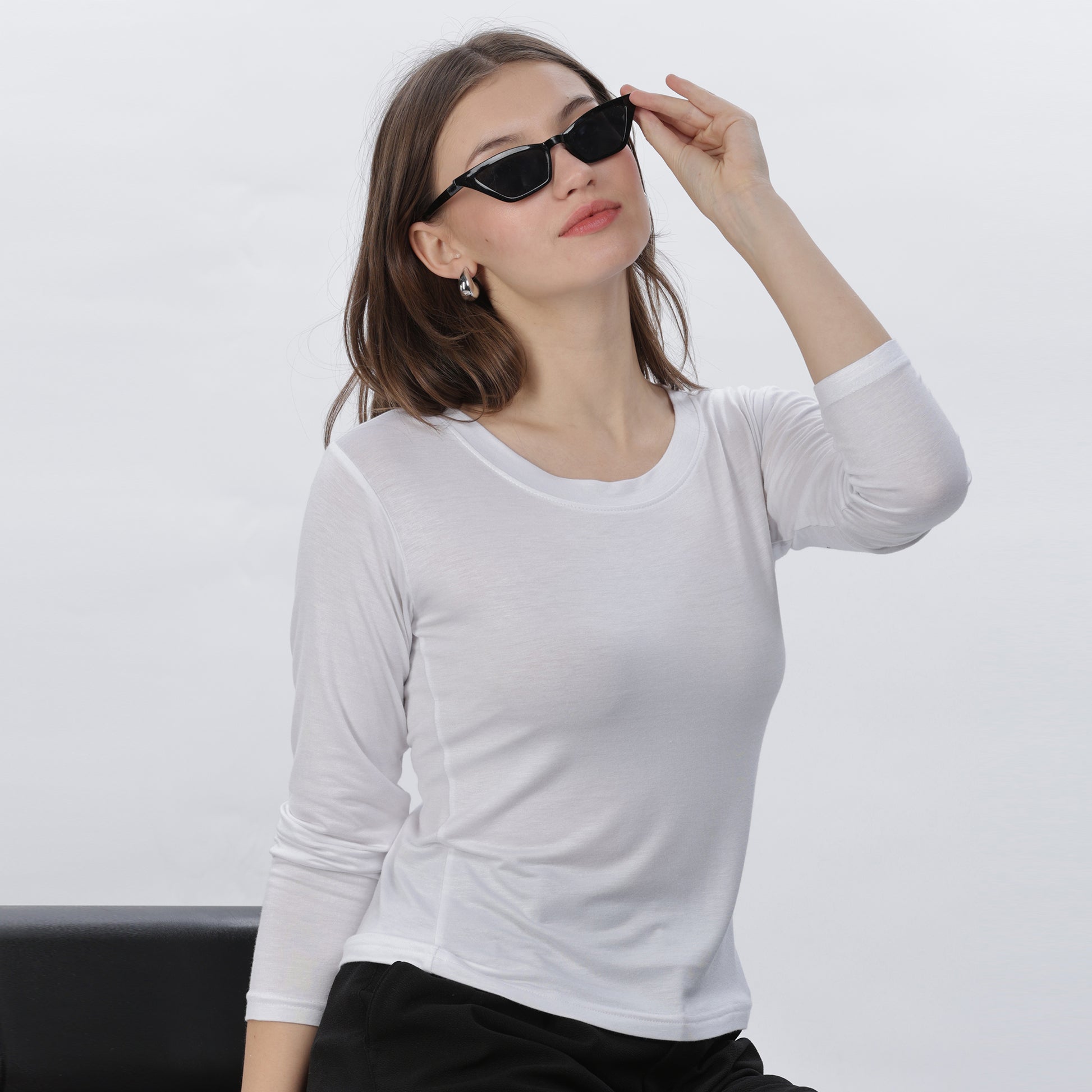 Women's Strechable Body Fit Inner Shirt (White)