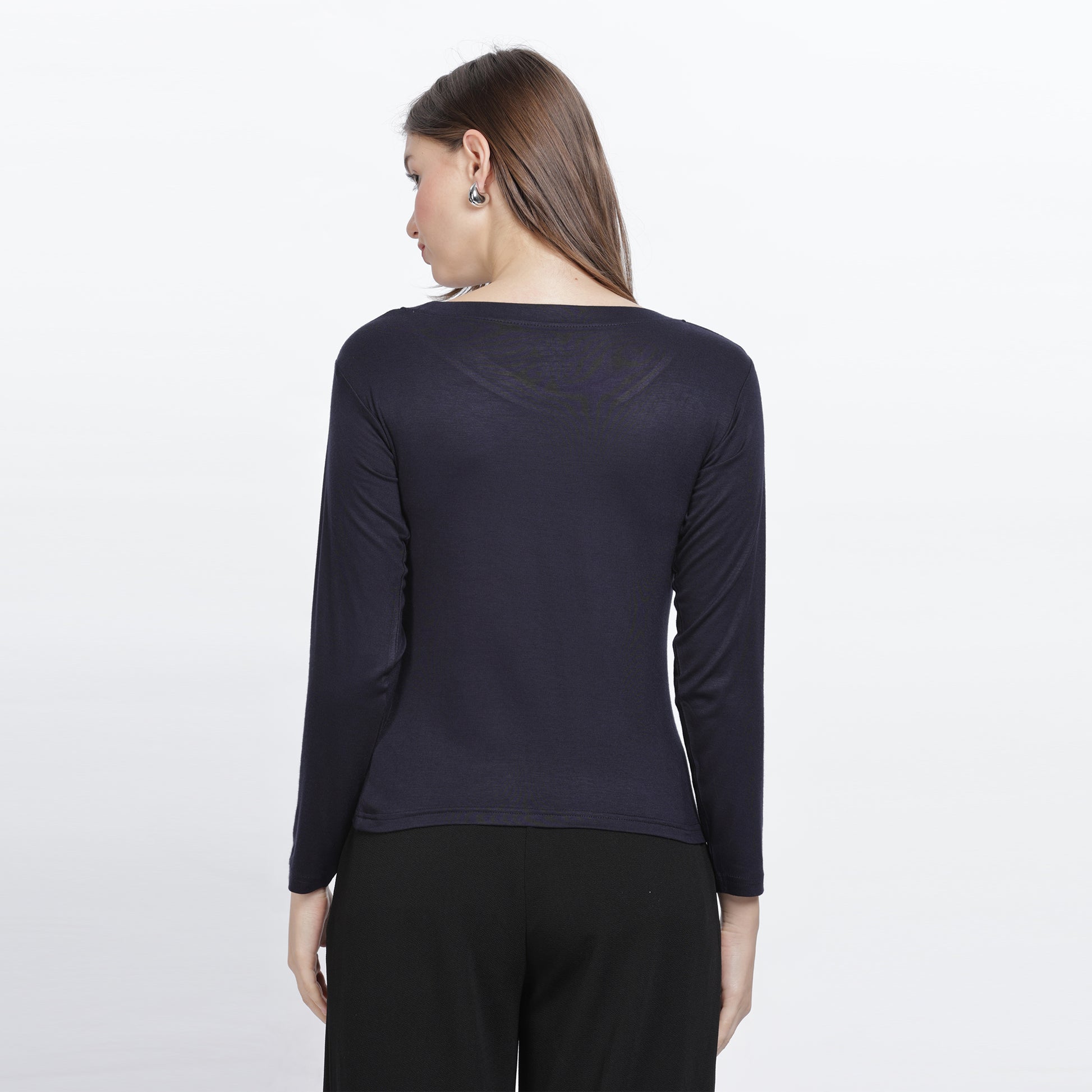 Women's Strechable Body Fit Inner Shirt (Black)