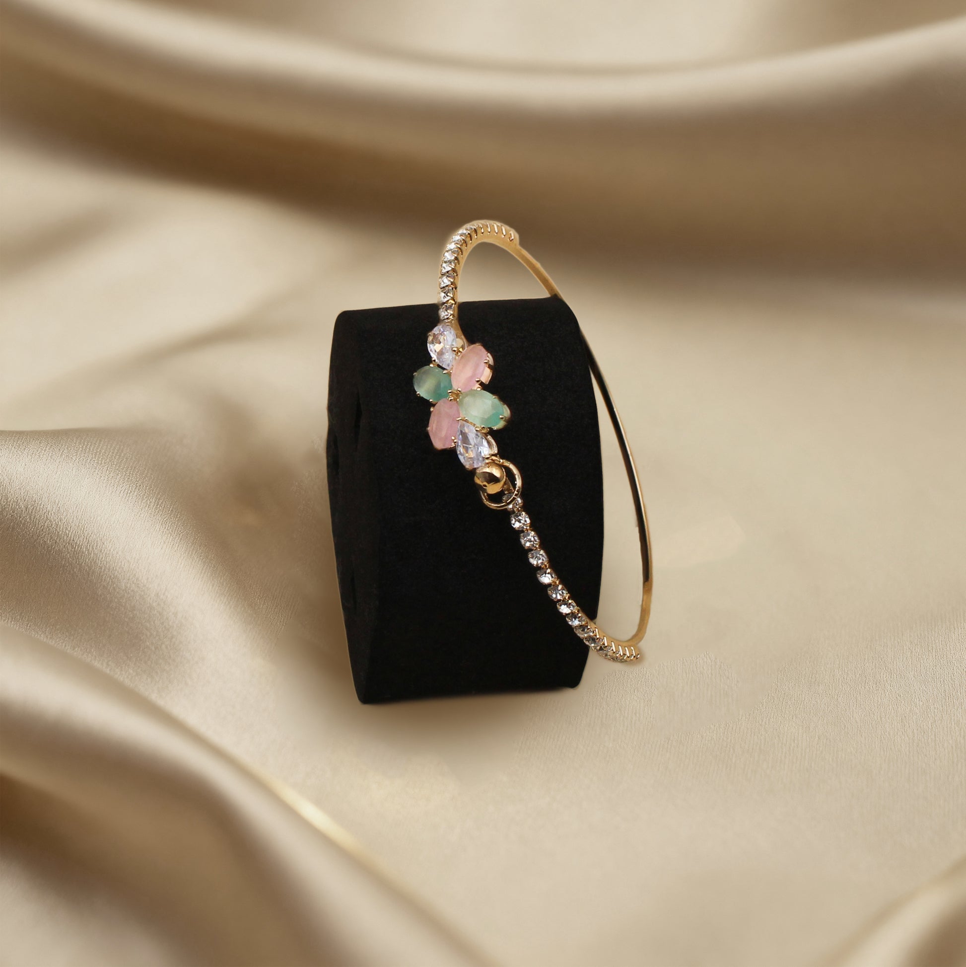 Elegant Antique Floral Stone Bangle – Designer Imitation Jewellery