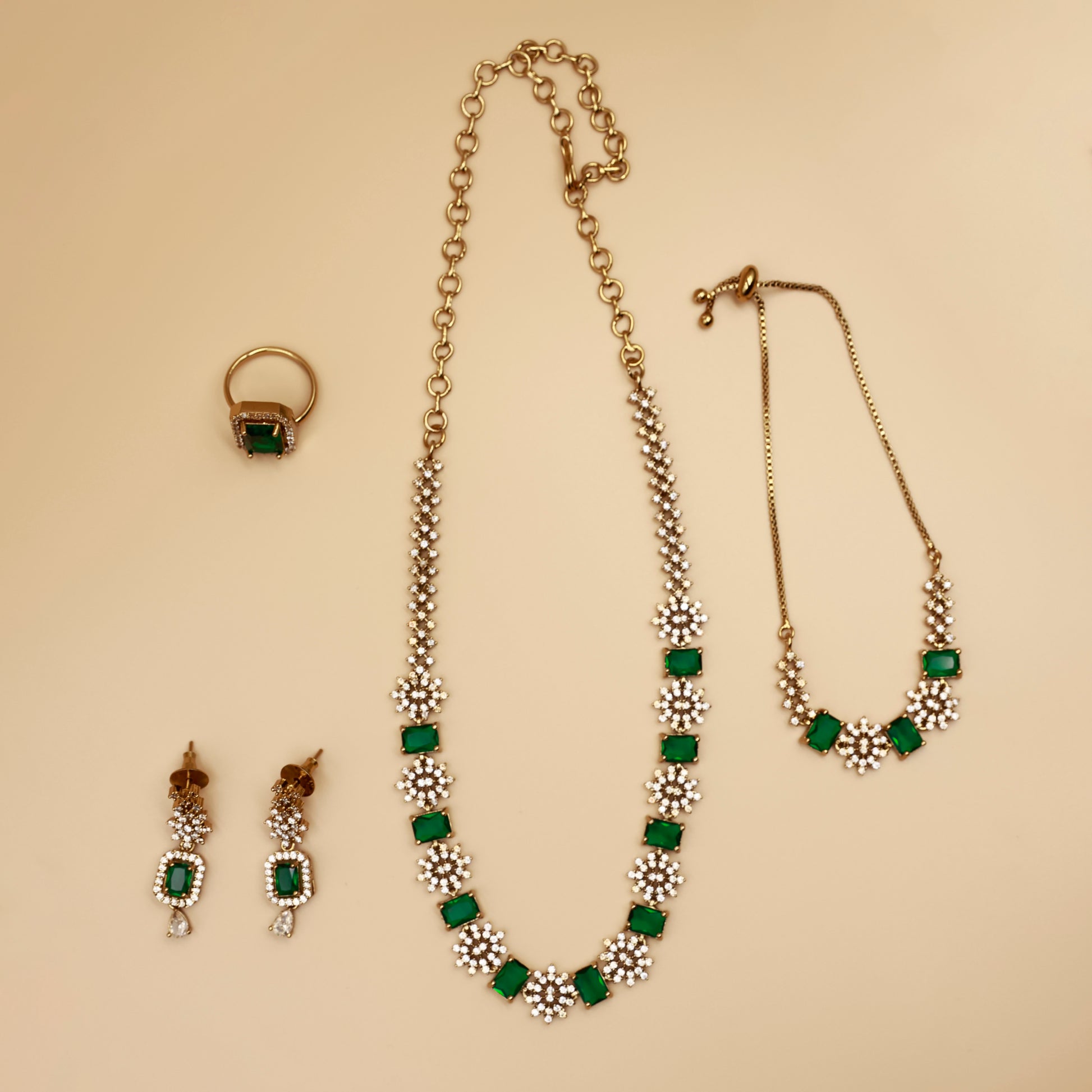 Royal Emerald Green Antique Imitation Jewelry Set – Necklace, Earrings & Ring for Bridal & Festive Wear